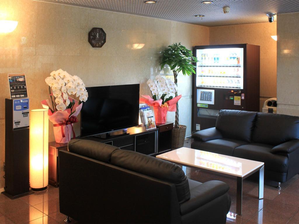 Hotel Livemax Budget Tokyo Hamura Ekimae Exterior photo